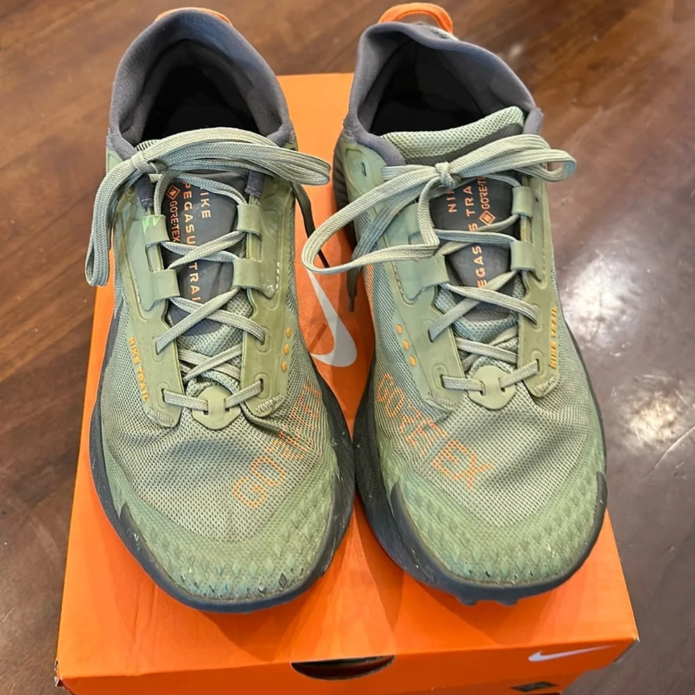 Men’s Nike Pegasus Trail GORE-TEX size 8.5 - Picture 1 of 8